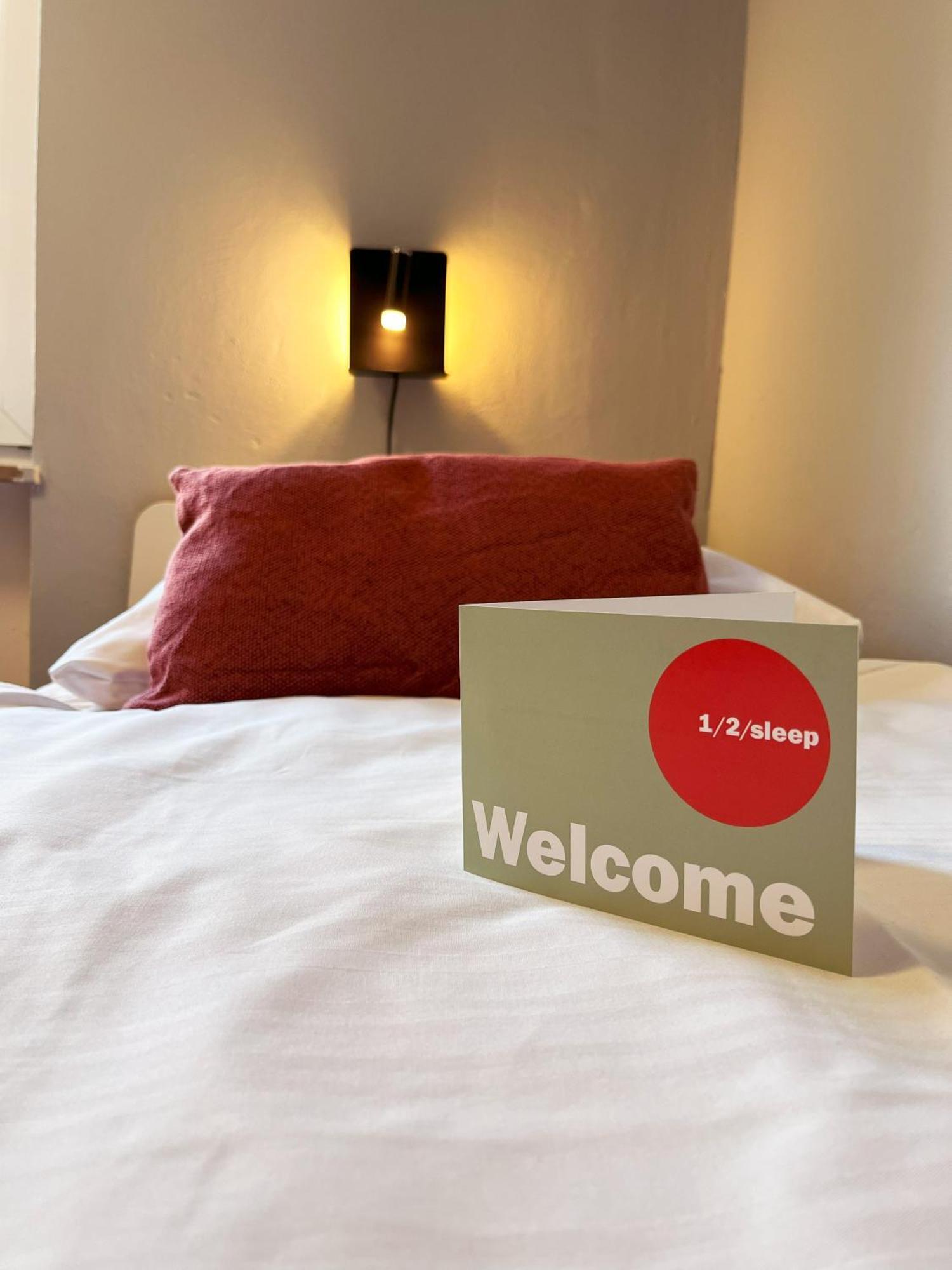 Hotel A1 *